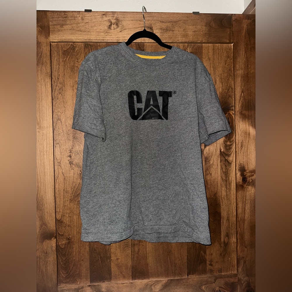CAT Gray Short Sleeve Men's Tee